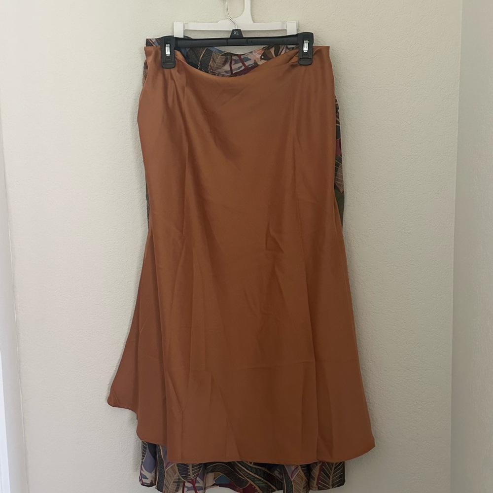 Elegant Tan Skirt